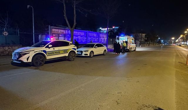 Kontrolden Çıktı Duvara Çarparak Durabildi