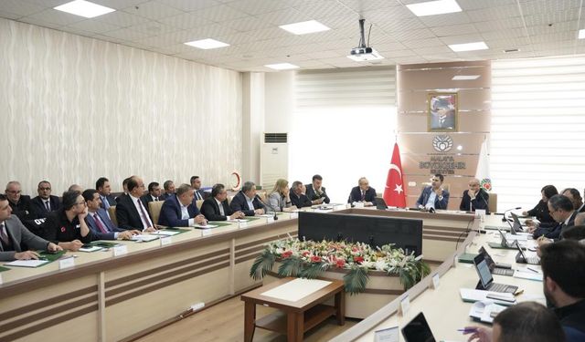 Murat Kurum'dan Deprem Fırsatçılarına Tepki