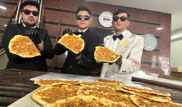 Takım Elbiseli Fırıncılar