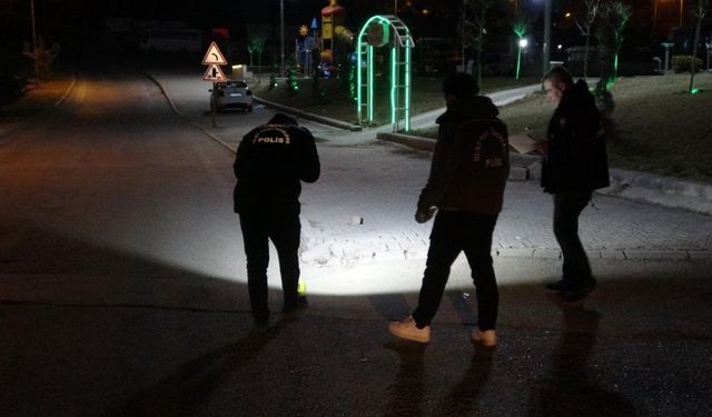 Can Güvenliğimiz Yok! Yüzüne Saçma İsabet Etti