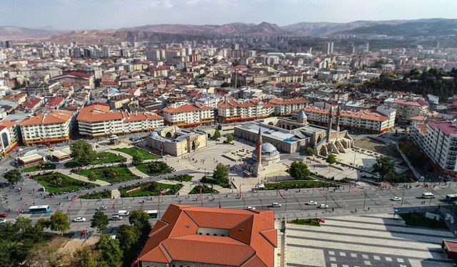 Sivas'ın Nüfusu 1 Milyon 984 Bin Olacaktı