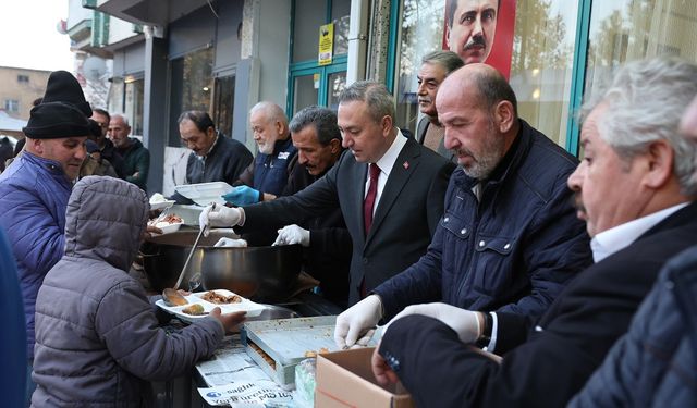 Muhsin Yazıcıoğlu İkram Sofrası'nda Buluştular