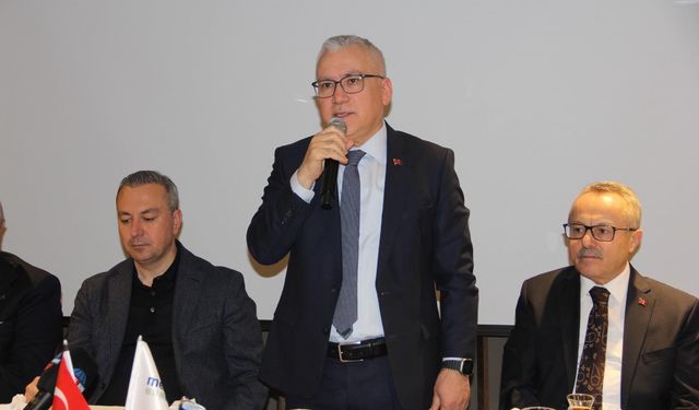 Vali Şimşek, Sivaslı İş İnsanlarıyla İftar Programında Buluştu