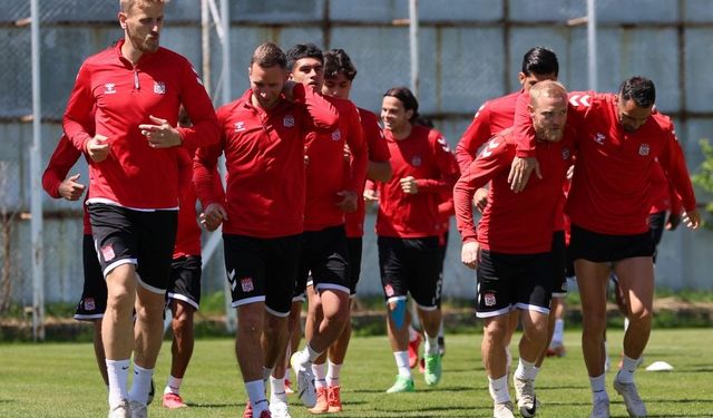 Sivasspor hazırlıklarını yarın da sürdürecek