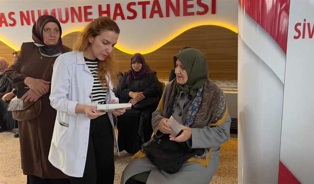 O Hastalık İçin Poliklinik Önüne Stant Kuruldu