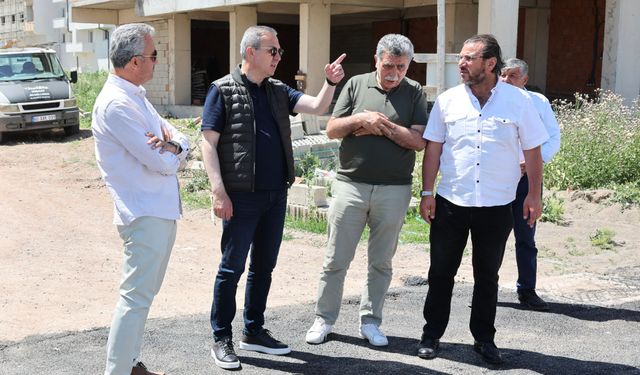 Mahallede Ne Konuşuldu? Başkan Adem Uzun Sahadaydı