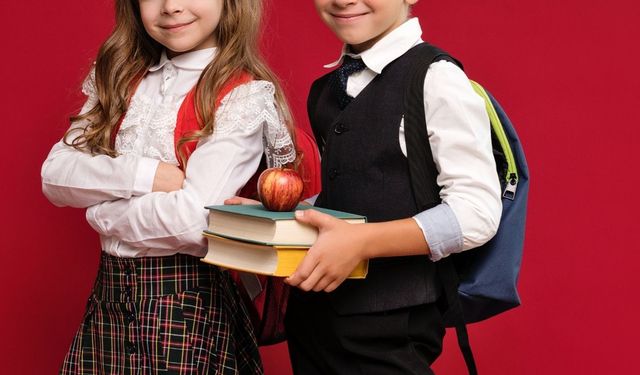 Sivas'ta Okul Kıyafetleri Geri Mi Geliyor? İşte Detaylar!