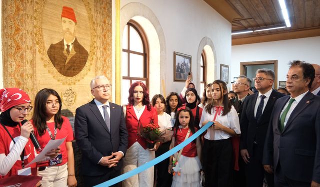 “Zaferin Adı TÜRKİYE” Paneli ve Sergisi açıldı