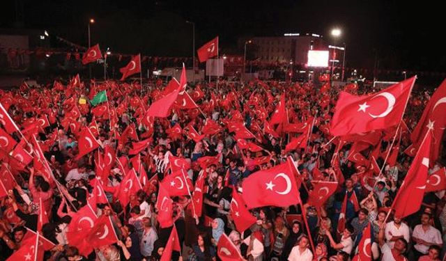 15 Temmuz İçin Dev Organizasyon