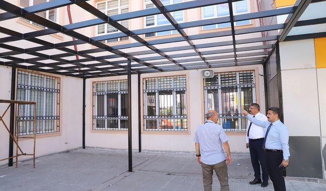 Sivas'ta güçlendirme yapılan okullar incelendi