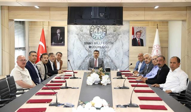 Sivas İmam Hatip Okulları konuşuldu