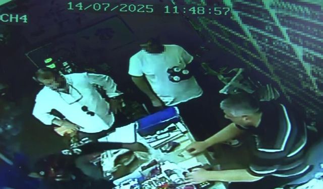 Sivas'ta Dilencinin Çantasından Çıkan Parayı Gören Donakaldı