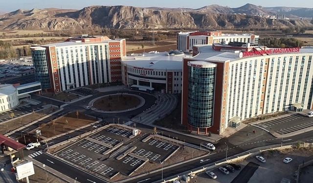 Sivas Numune Hastanesi'nde Alarmlar Çaldı!