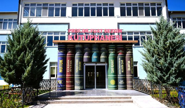 Sivas CÜ Kütüphanesi'nde 4 Eylül hazırlığı