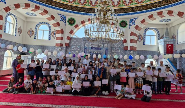 Yaz Boyu Kuran Sesi Yükseldi, Finalde Gözler Doldu