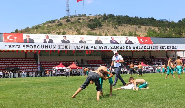Taha Akgül Güreşlerinde Tarihi Bir İlk Yaşanıyor