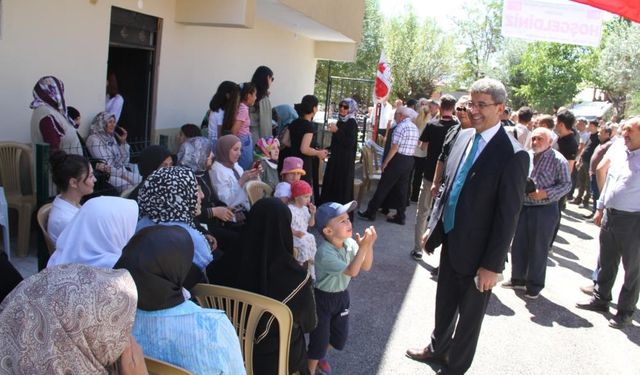 Sivaslı HSK Başkanvekili Aydoğdu baba ocağında...