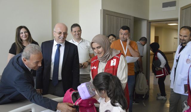 Hasta Çocuklara Kırtasiye Desteği Kayseri’de Mutluluk Yarattı