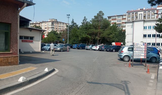 Otoparkı Çarşıya Gidenler Dolduruyor!