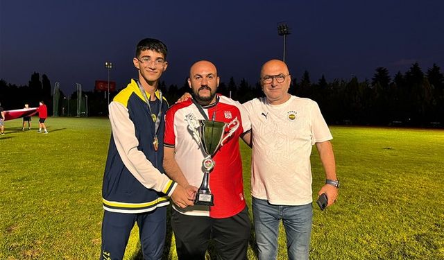 Sivaslı sporculardan U18 Kulüpler Ligi’nde büyük başarı