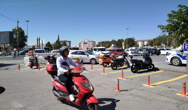 Sivas’ta motosiklet sürücülerine yeni park alanı