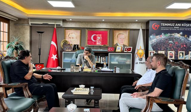 Sivas Milletvekili Hakan Aksu Sivaslıları Dinledi