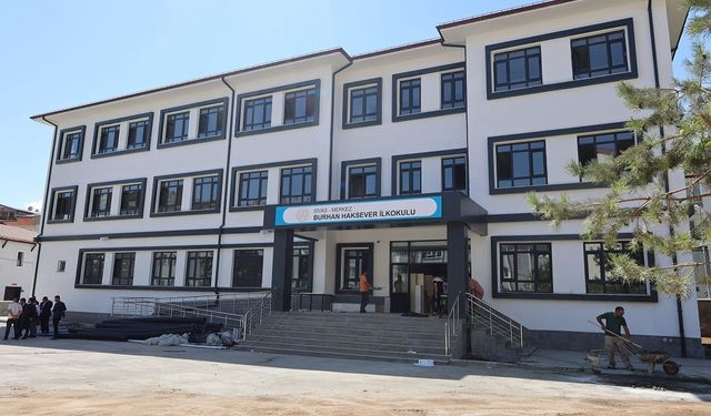 Sivas'ta o okul çarşambaya açılacak