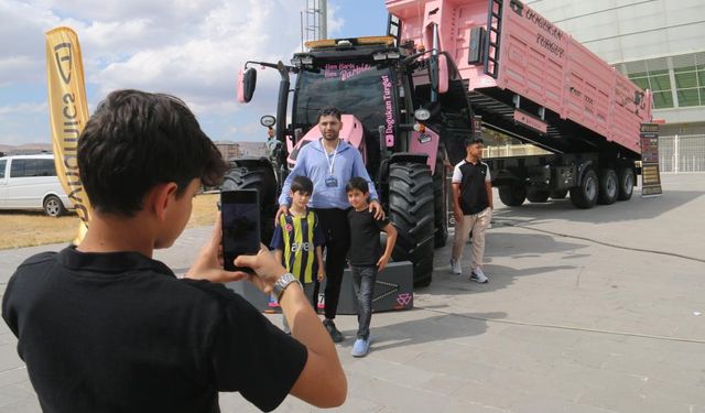 Sivas'ta alışılmışın dışında sergilendi görenler hayran kaldı
