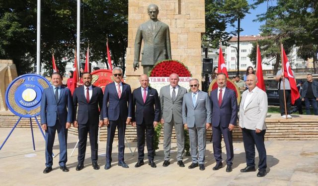 Sivas'ta 106.yıl gururuna o şehirlerin işadamlarıda katıldı