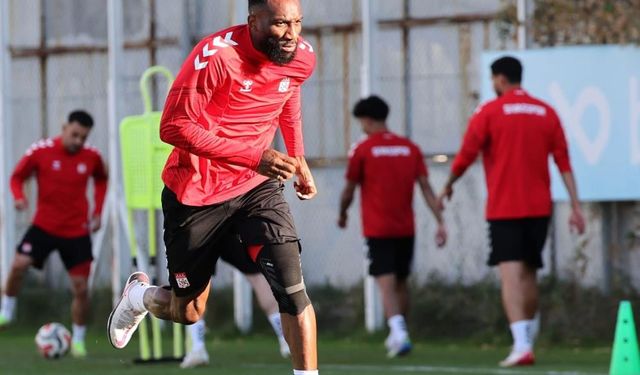 Sivasspor'da kazanma hırsı antrenmana yansıdı