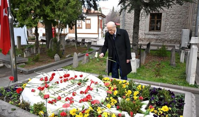 Muhsin Yazıcıoğlu’nun vefatının 17. yılında Bahçeli’den ziyaret