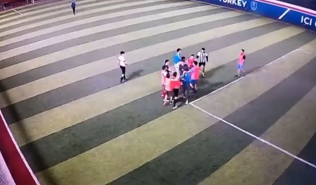 Halı sahada başlayan tartışma sahayı karıştırdı