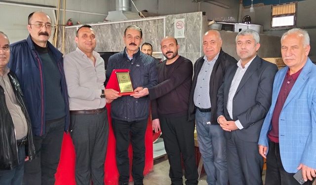 1 milyonluk yardımı reddetti, dürüstlüğüyle ödüllendirildi