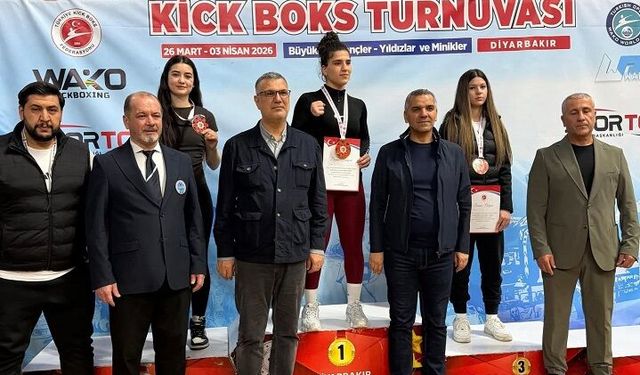 Sivaslı sporculardan Diyarbakır’da madalya yağmuru