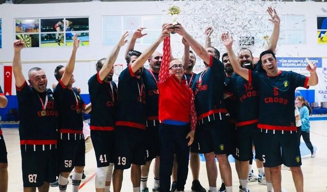 Sivas basketbolunda nefes kesen final