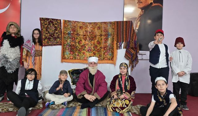 Sivas’ta Küçük Oyunculardan Büyük Performans