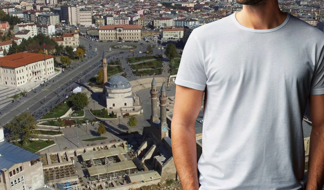 Sivaslılar  Dikkat ! Yaz Geliyor Tişörtlerinizi Hazırlayın