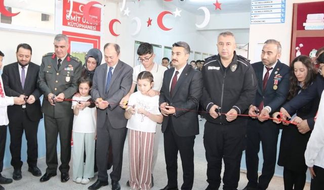 Şehidin Adı Eğitimle Yaşayacak Sivas’ta Duygulandıran Kütüphane Açılışı