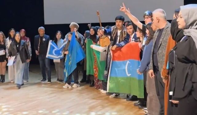 Sivas Cumhuriyet Üniversitesinde Türk Dünyası Kültür Konseri Düzenlendi