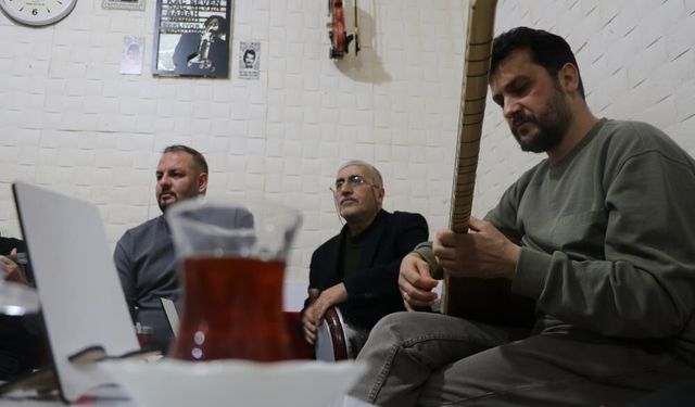 Sivas’ta Bir Kahvehane: Burada Oyun Yok, Müzik Var