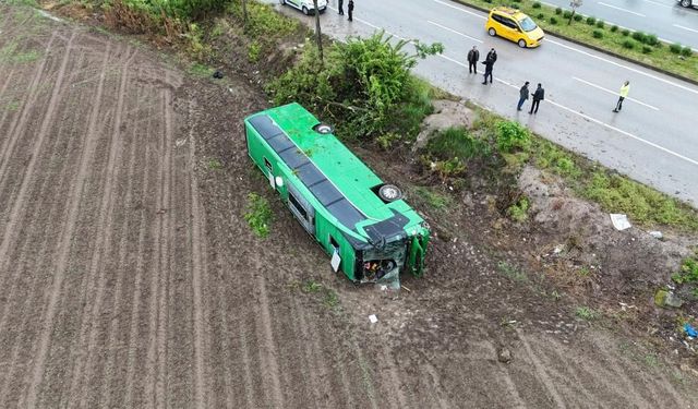 Çanakkale'de Feci Kaza! Tur Otobüsü Devrildi! 46 Yaralı Var!