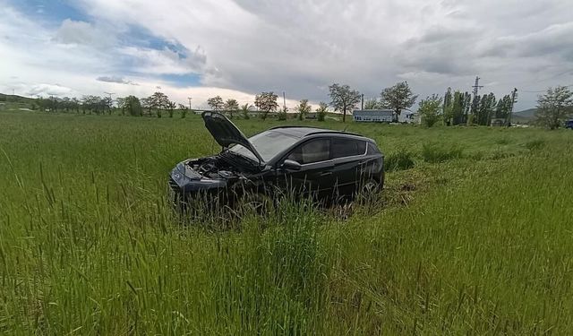 Sivas'ta Feci Kaza! 1'i Çocuk 3 Kişi Yaralı!
