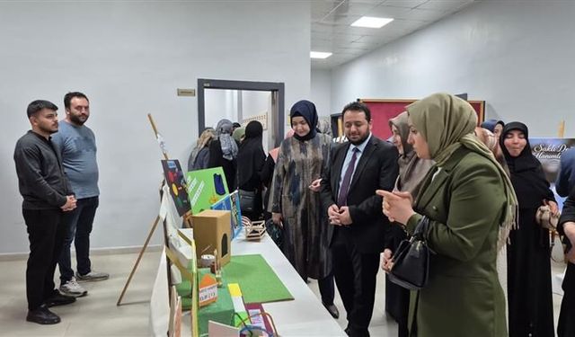 Sivas'ta Saklı Değerler Hanımlar Okuyor Projesi Dikkat Çekti