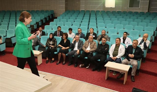 Sivas Numune Hastanesi’nde yöneticilere özel eğitim