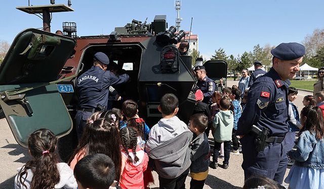 Sivas'ta Jandarma Teşkilatının 187. kuruluş yıl dönümüne özel klip