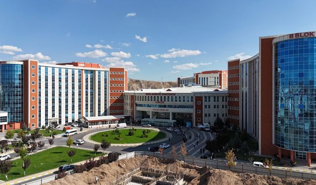 Sivas Numune'de “Sıram Cepte” hizmette
