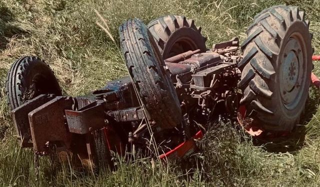 Suşehri’nde traktör kazası, 65 yaşındaki sürücü ağır yaralandı