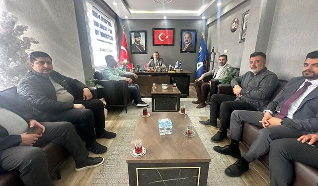 Sivaslı çiftçiler siyasetçilere sorunlarını iletti