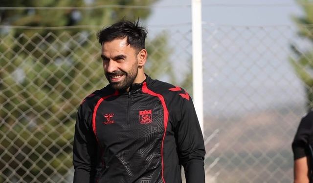 Sivasspor’dan İç Transfer Hamlesi! Murat Paluli ile 1 Yıllık Yeni Sözleşme