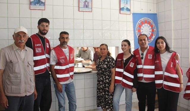 Zara'da aşure programı düzenlendi